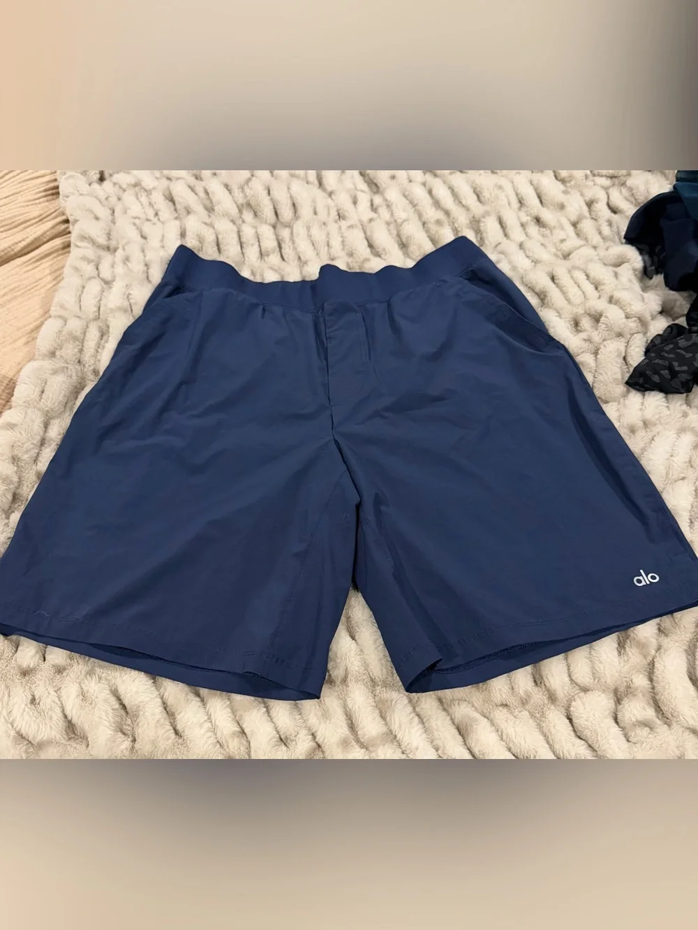 Men's ALO Navy Performance Shorts